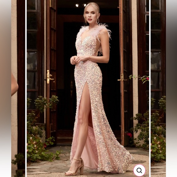 CINDERELLA DIVINE sequin dress in light pink - Picture 3 of 3